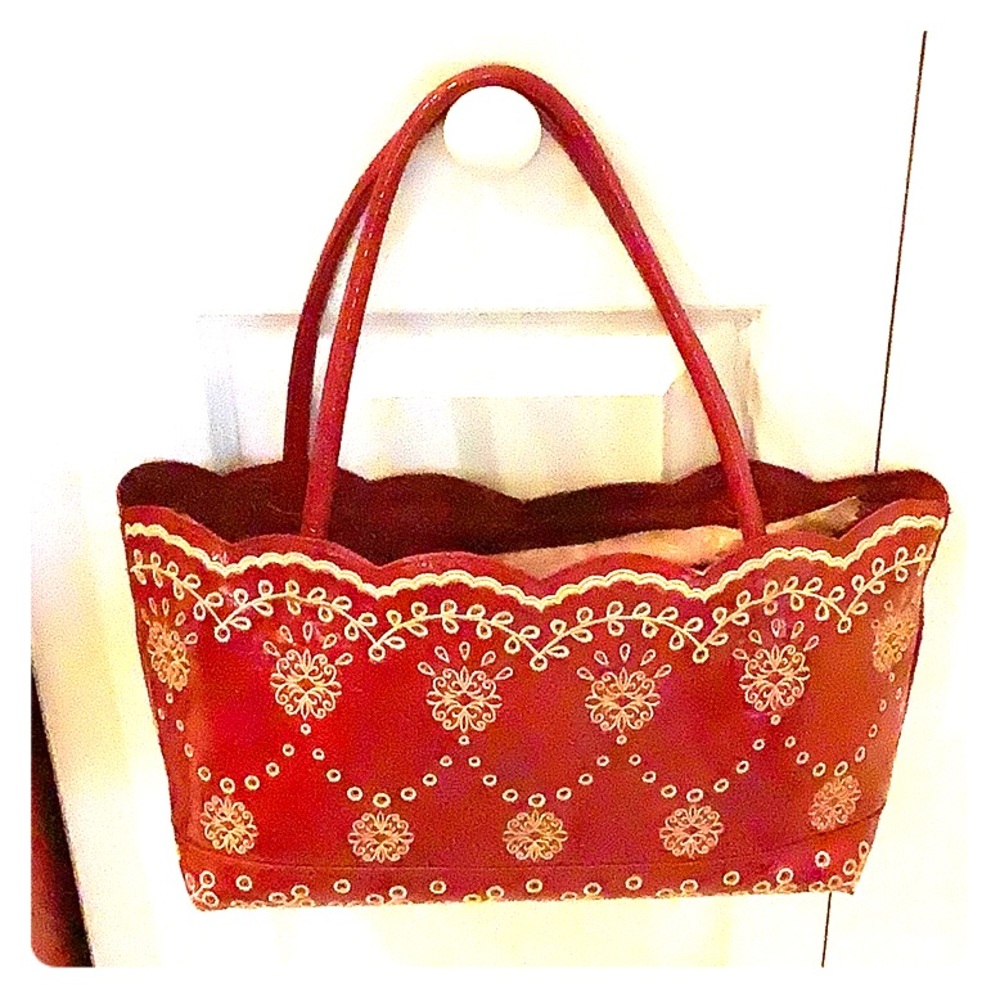 Red shoulder bag